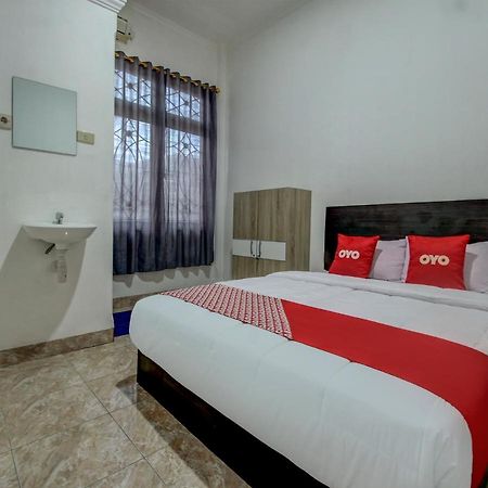 Super Oyo 90224 Palembang Residence Luaran gambar