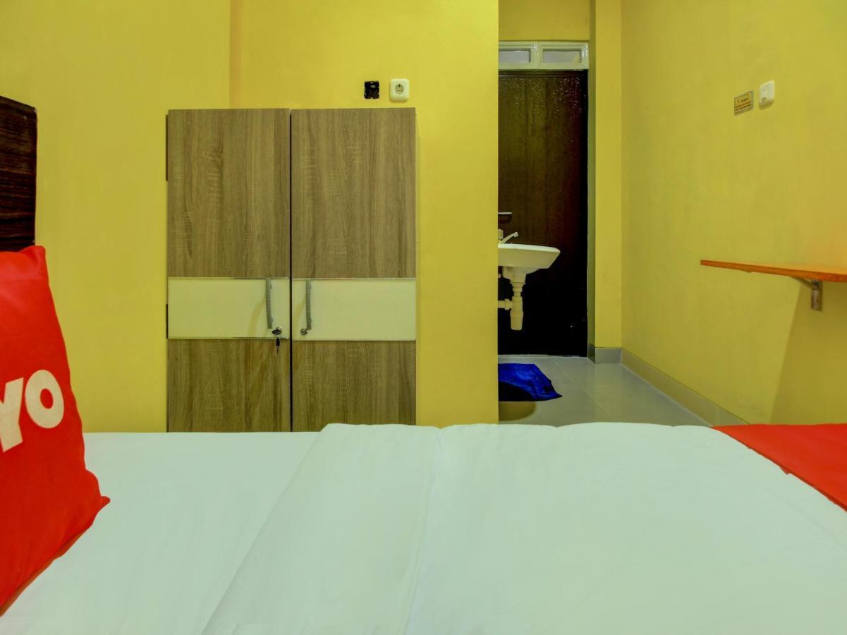 Super Oyo 90224 Palembang Residence Luaran gambar